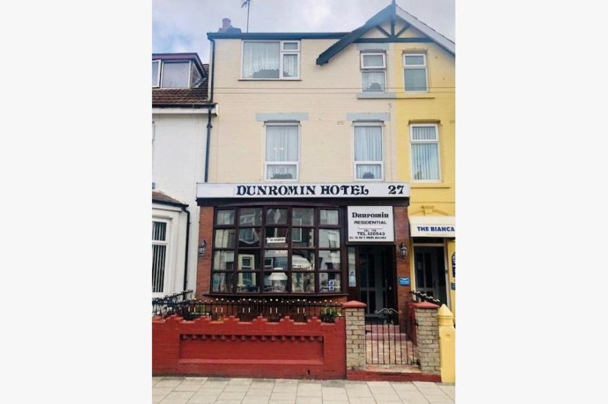 Dunromin Hotel Blackpool Luaran gambar